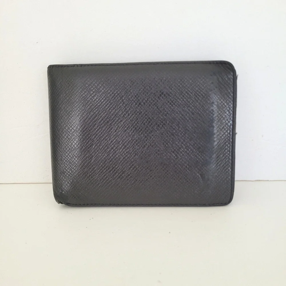 Louis Vuitton Taiga Leather Bifold Wallet Black Ardoise SP0046 Made in France
